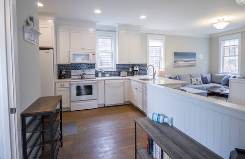 Seabrook House | Seabrook's A Pinch of Salt: Dog Friendly!