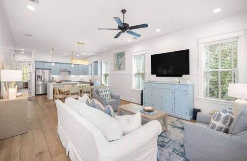 Greenway Park House | Seagrove Escape | Refreshed + Shared Pool