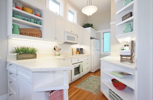 Seaside House | Seaside Classic - Three Porches, Outdoor Living, Scenic Views + 2 Bikes!
