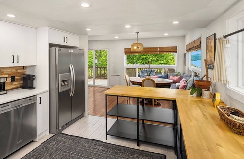 Rainier Valley House | Seattle Hillside Retreat I Lake Views & Huge Deck