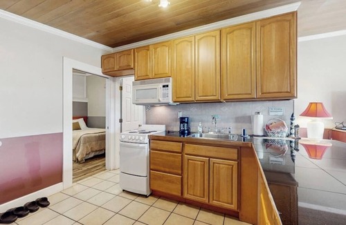 Copalis Beach Condo | Serene coastal oceanfront condo with shared hot tub & beach trail access