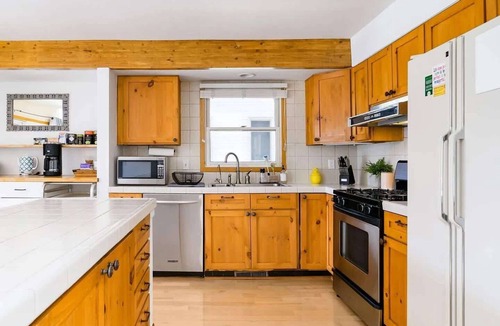 Whittier House | Serene + Spacious Boulder Oasis | Sleeps 10 | 30+