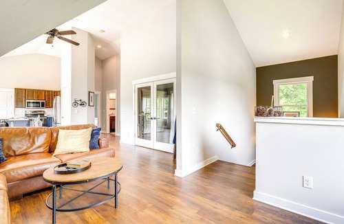 Travelers Rest Apartment | Serene Travelers Rest Apartment: 7 Mi to Downtown!