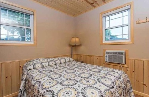 Barrett Resort | Serene Waterfront Cabin on Barrett Lake – Your Peaceful Escape Awaits