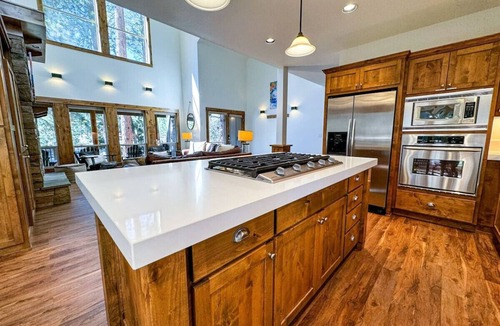 Westbrook Meadows House | Serenity Retreat: Near Mt. Bachelor with Pool, Spa, River & Outdoor Trails