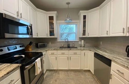 Village of Sugar Beach House | Shell Yeah! by AvantStay | Seagrove | Pet-Friendly + Private Pool