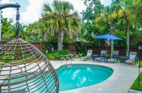 Village of Sugar Beach House | Shell Yeah! by AvantStay | Seagrove | Pet-Friendly + Private Pool
