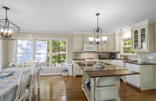 Jasper House | Sheltered Cove - Family-friendly with lots of options!