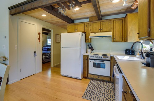 Harmony House | Silver Creek Vacation Rental on Mayfield Lake!