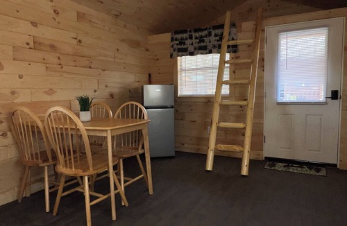 Sister Lakes Cabin | Sister Lakes of Michigan Glamping Cabin #2