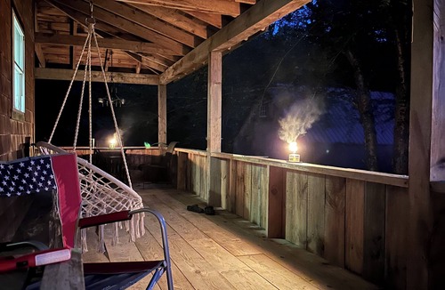 Fryeburg Cabin | Ski and Snowmobile Maine- ITS 80 trail, Pleasant Mountain and North Conway