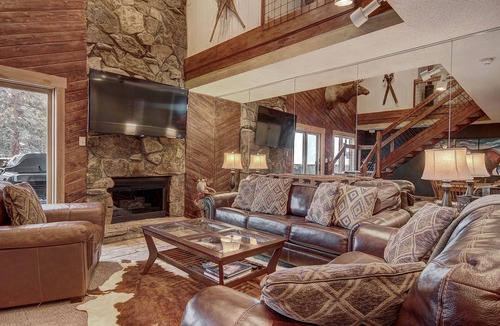 Copper Mountain Condo | Ski In/Out 8BR Center Village Pet Friendly