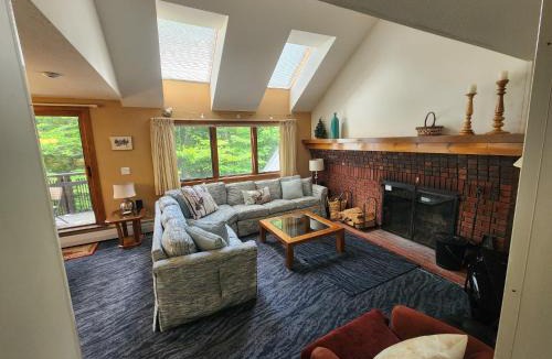 Killington Apartment | Ski In Ski Out Sunrise West Glade H2 - Direct Trailside, Hot Tub, Pool, Sauna