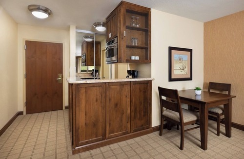 Mount Crested Butte Hotel | Ski & Stay: Standard King with Slopeside Access | Outdoor Pool Relaxation