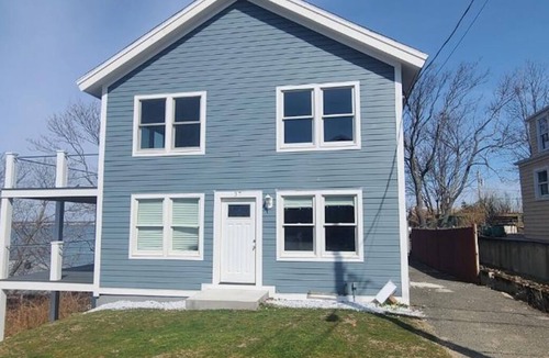 Nahant House | Skyline Views