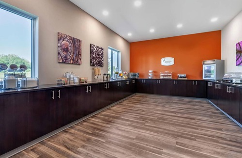 Lancaster Hotel | Sleep Inn & Suites Lancaster-Platteville