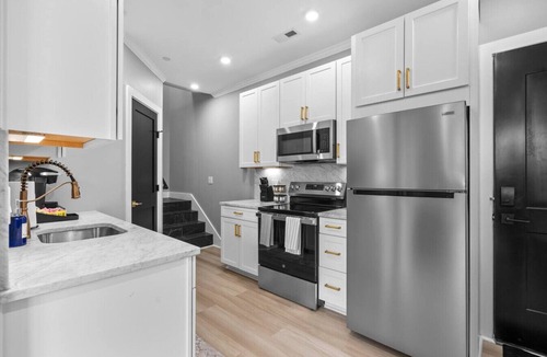 Trinidad Hotel | Sophisticated 4BR/3BA ResidenceOnFloridaAve+Parkng