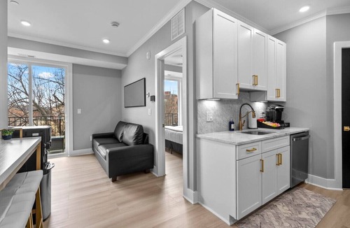 Trinidad Hotel | Sophisticated 4BR/3BA ResidenceOnFloridaAve+Parkng
