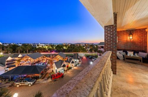 Seacrest Beach Apartment | Southern Charm 409, Village of South Walton