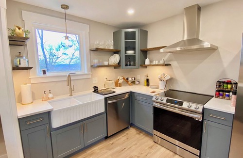 Bow Apartment | Spacious 2 Bedroom Apartment on Rural, Wooded Property. King Bed