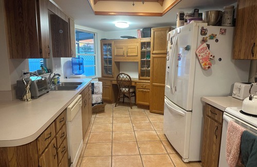 Eustis House | Spacious 2-bedroom house in tranquil Eustis neighborhood