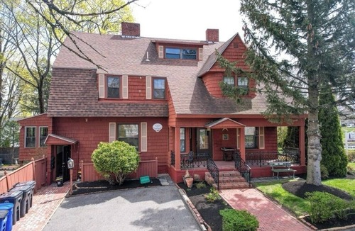 Haverhill Apartment | Spacious 2BR Apartment Near Bradford & Merrimack Valley Parking Included.