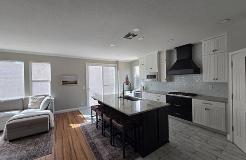 Ripon House | Spacious 2BR Home w/Full Kitchen Option to Expand to 4BR