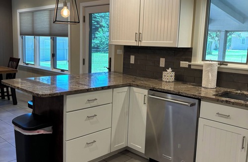 Sioux Center House | Spacious 3 Bedroom Home in a Quiet Neighborhood Near the University