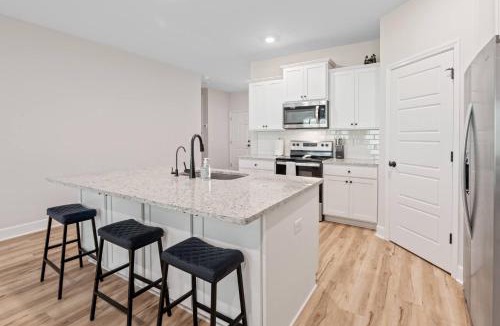 Tallahassee House | Spacious 4BR Home Near Midtown & FSU