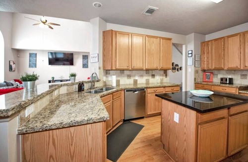 Barker House | Spacious 7BR Houston Home w/Pool, Game Room & BBQ