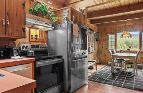 Olmstedville Cabin | Spacious and Charming 5 bedroom cabin, 2 miles to Minerva Lake