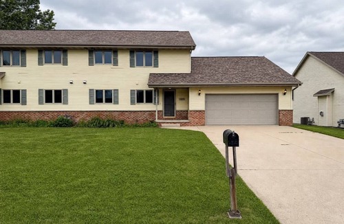 Neenah House | Spacious Family Home near Appleton and Green Bay