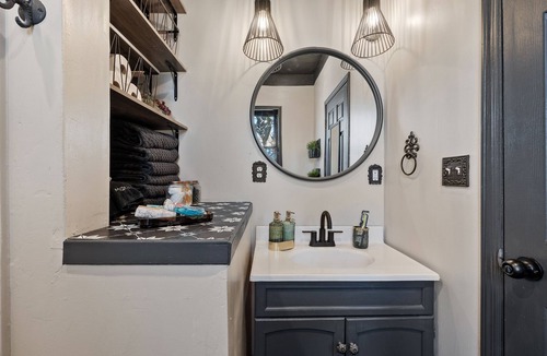 Marion House | Spacious Marion Haven: Enjoy Two Living Spaces in the Heart of the City