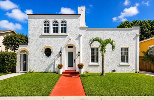 East Little Havana House | Spacious Miami House with Game Room Near Port, Airport and Beaches