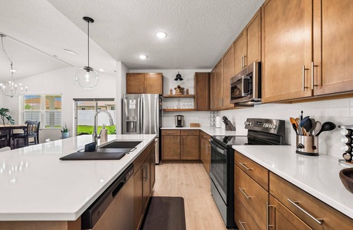 Ocala Villa | Spacious Modern Villa with Private Yard, Ocala