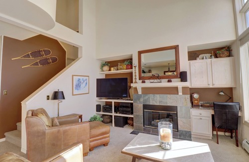 East Village at Copper House | Spacious Slope-side Ski In/out Town Home, Private Garage ER12