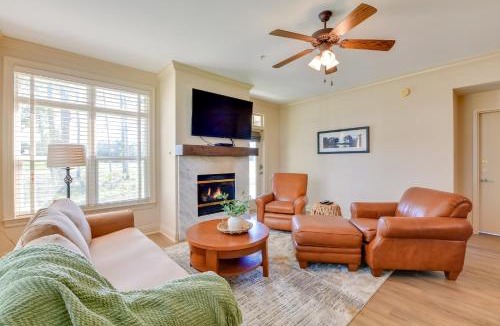 Springfield Villa | Spacious Springfield Home w/Golf Course View!