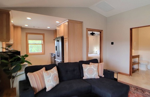 Medford House | Spacious Villa Studio near Jacksonville, Spectacular Views and Private
