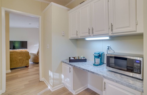 Hood Cabin | Stanardsville Cabin Rental ~ 24 Mi to Shenandoah!