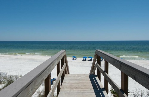 Majestica Beach House | Stargazer