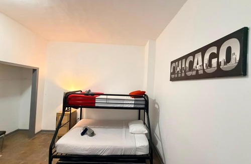 Pulaski Park Hostel | Stay 424 Hostel