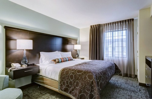O'Fallon Hotel | Staybridge Suites O'Fallon Chesterfield by IHG