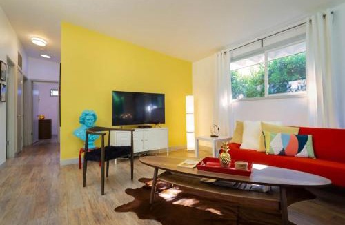 Vose House | #StayinMyDistrict Modern Mid-Century Retreat