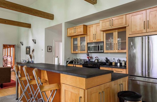 New Marlborough House | Steepletop - Nature Lovers Paradise with Rec Room