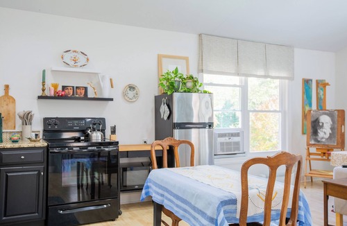 Saxapahaw Apartment | Studio Apt on HRT hosted by Longview Stays