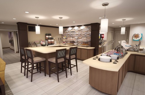 Irvine Business Complex Apartment | Studio Suite w/Breakfast, Pool & Full Kitchen