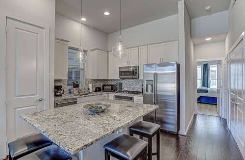 Tobin Hill House | Stunning 4-Bedroom Home Nearby Pearl/Patio