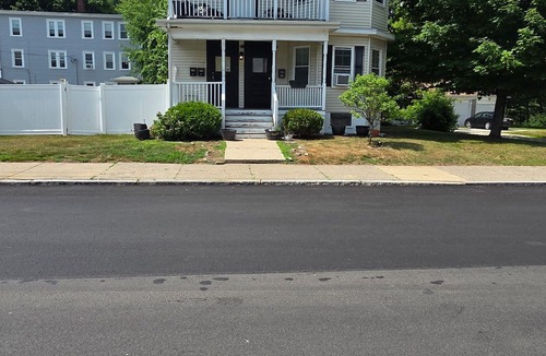 Attleboro Apartment | Stylish 2BR Sleeps 6 Near Gillette, Boston & Providence
