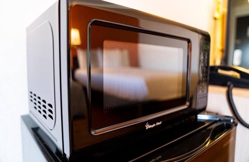 Hermiston Hotel | Stylish Hermiston Hideaway w/Parking — Affordable Comfort Stay