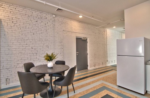 Honesdale Apartment | Stylish Main St Loft A3 Above Bakery + Restaurant - Sleeps 6